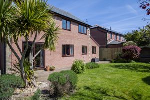 Photo 27- click for photo gallery